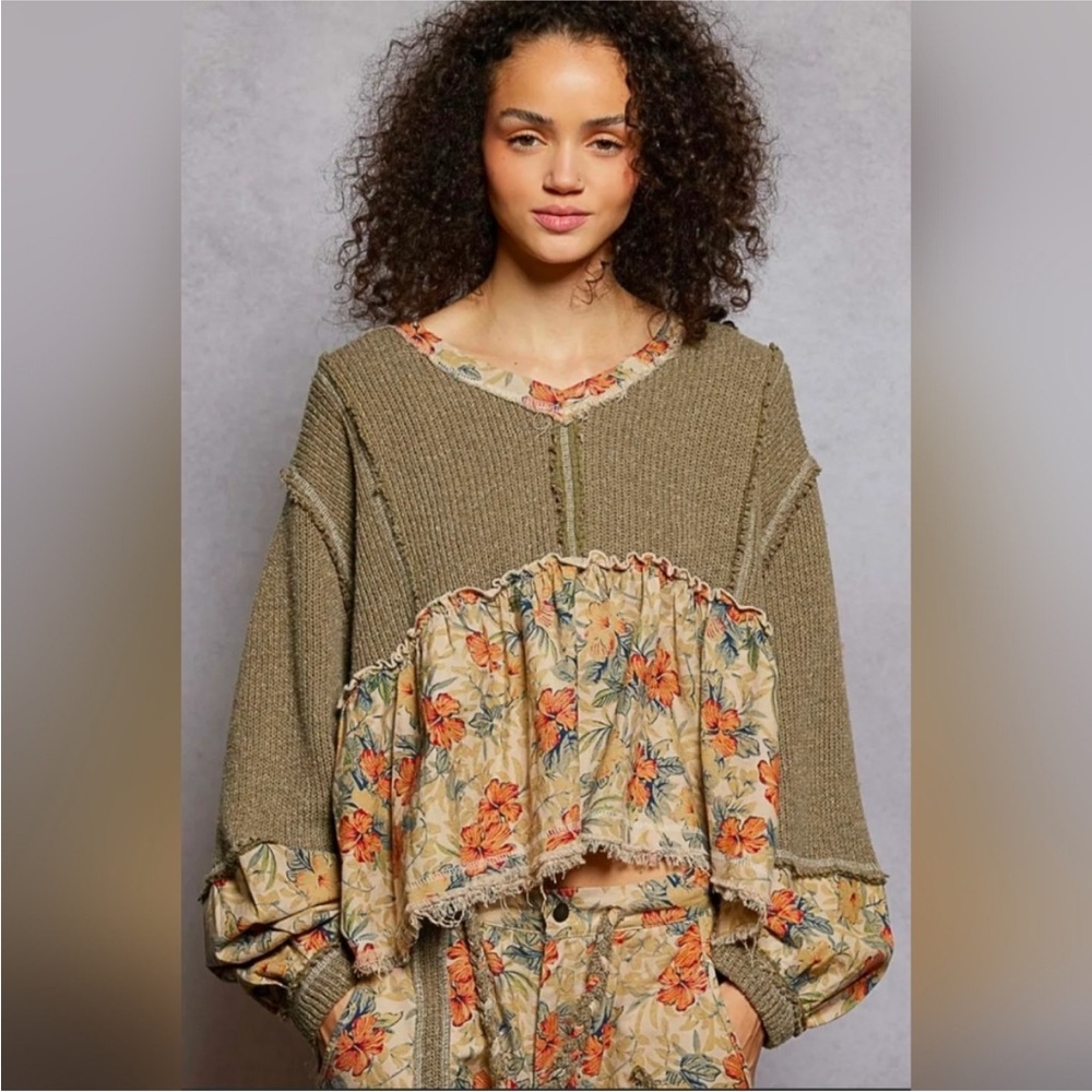 POL Khaki Floral Patchwork Sweatshirt NWOT - Picture 2 of 4